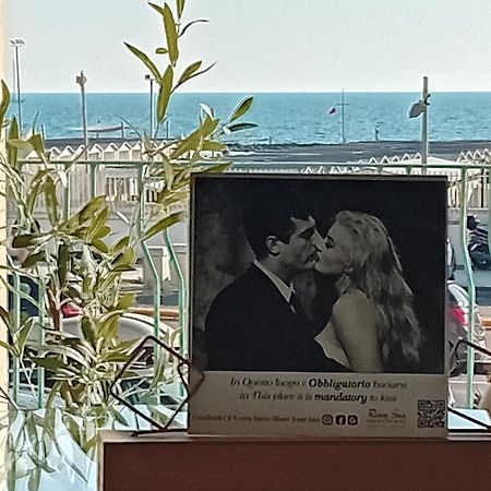 Rome Sea Lägenhet Lido di Ostia Exteriör bild