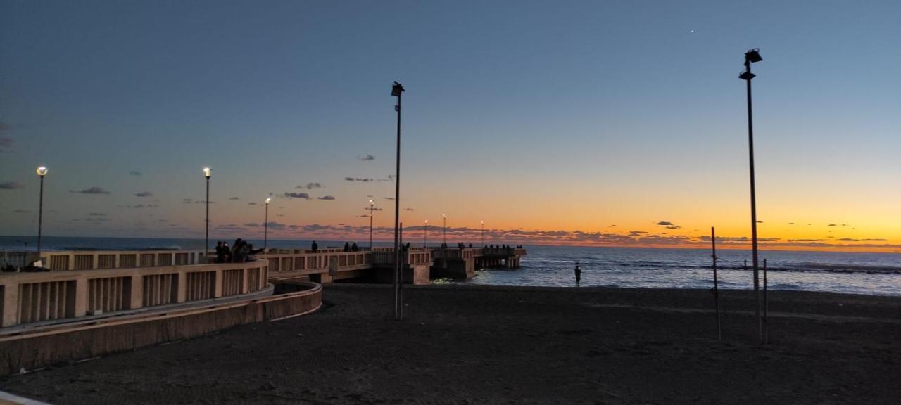 Rome Sea Lägenhet Lido di Ostia Exteriör bild