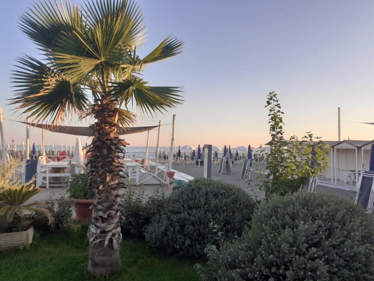 Rome Sea Lägenhet Lido di Ostia Exteriör bild