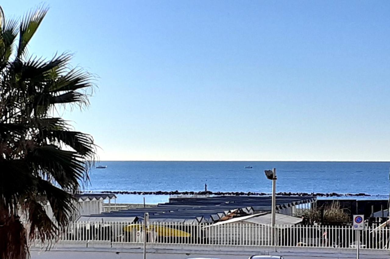 Rome Sea Lägenhet Lido di Ostia Exteriör bild